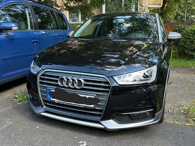 Schwarz Gebraucht 2017 Audi A1 Sportback S-Line Kleinwagen | 14.000 € (Fairer Preis)