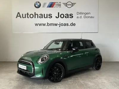 Gebraucht Mini Cooper Sport 136 PS (100 kW) 2023 Grün Kleinwagen