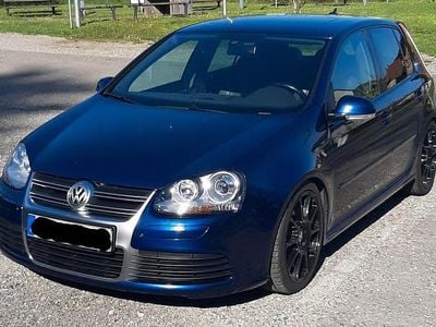 Begagnad VW Golf V R 250 HK (183 kW) 2007 Blå Sedan