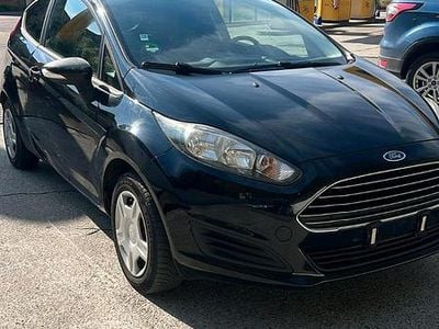 Gebraucht Ford Fiesta 101 PS (74 kW) 2013 Schwarz Kleinwagen