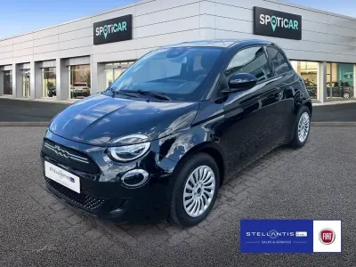 Gebraucht Fiat 500e 86 kW (118 PS) 2023 Schwarz Kleinwagen
