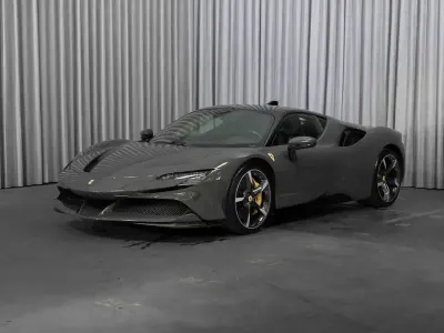 Gebraucht Ferrari SF90 2022 Grau
