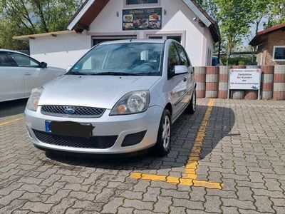 gebraucht Ford Fiesta 