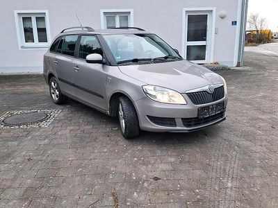 Usata Skoda Fabia 105 CV (77 kW) 2011 Marrone Station wagon