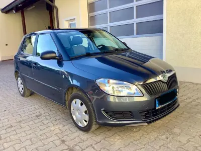 Gebraucht Skoda Fabia Cool Edition 60 PS (44 kW) 2010 Blau Limousine