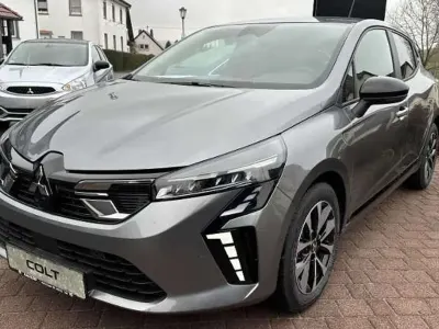Neu Mitsubishi Colt Plus 91 PS (66 kW) 2025 Achatgrau Kleinwagen