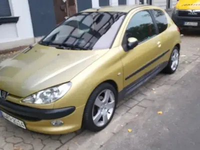 Occasion Peugeot 206 CC Filou 109 PK (80 kW) 2006 Goud Cabriolet