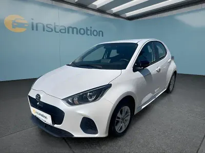Neu Mazda 2 Center-Line 116 PS (85 kW) 2026 Weiß Kleinwagen