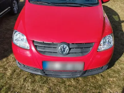 Second-hand VW Fox 54 CP (39 kW) 2009 Roșu Hatchback