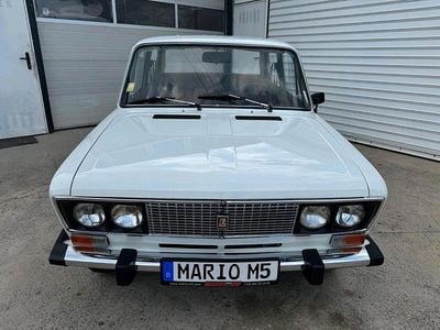 Weiß Gebraucht 1987 Lada 2106 Limousine | 9.666 €