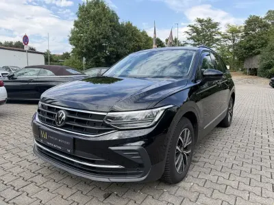 Gebraucht VW Tiguan 122 PS (89 kW) 2023 Schwarz SUV