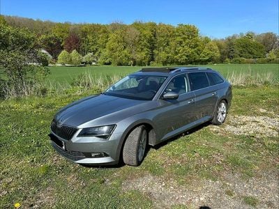 Second-hand Skoda Superb SportLine 150 CP (110 kW) 2016 Gri Break