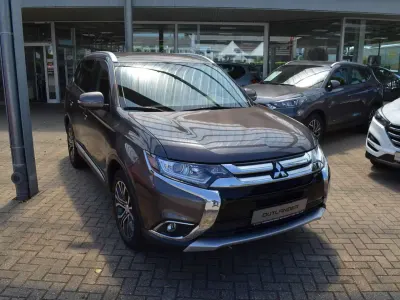 Gebraucht Mitsubishi Outlander Edition 150 PS (110 kW) 2017 Granitbraun (m) SUV