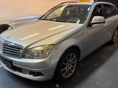Silber Gebraucht 2007 Mercedes C200 Kombi | 2.500 €