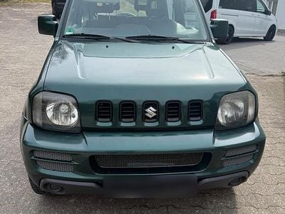 Second-hand Suzuki Jimny 92 CP (67 kW) 2008 Verde SUV
