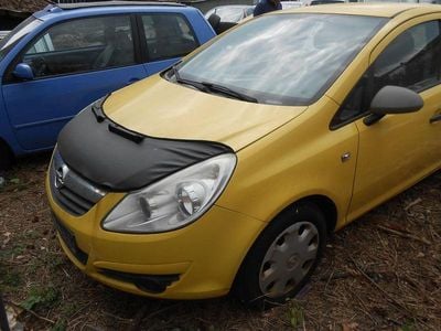 Gebraucht Opel Corsa Selection 80 PS (58 kW) 2009 Gelb Kleinwagen