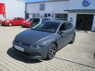 Gebraucht VW Golf VII Style 204 PS (150 kW) 2020 Grau Limousine