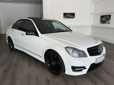 Gebraucht Mercedes C350 AMG 306 PS (225 kW) 2011 Weiß Limousine