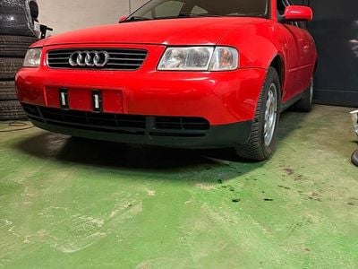 Gebraucht Audi A3 125 PS (91 kW) 1997 Rot Coupé