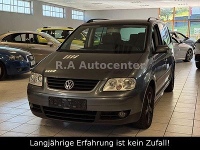Second-hand VW Touran Goal 140 CP (102 kW) 2006 Gri Monovolum