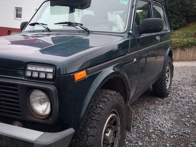 Gebraucht Lada niva 113 PS (83 kW) 2014 SUV