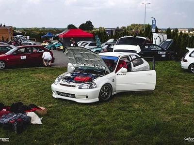 Second-hand Honda Civic 160 CP (117 kW) 2000 Alb Berlinǎ