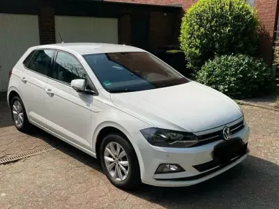 Gebraucht VW Polo Highline 95 PS (69 kW) 2019 Weiß Kleinwagen