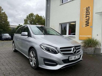 Gebraucht Mercedes B200 156 PS (114 kW) 2015 Polarsilber Van / Kleinbus