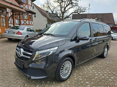 Gebraucht Mercedes V220 Edition 163 PS (119 kW) 2019 Grau Van / Kleinbus