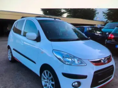 Gebraucht Hyundai i10 Edition 77 PS (56 kW) 2010 Weiß Kleinwagen