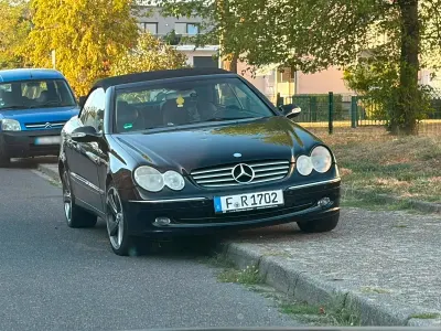 Gebraucht Mercedes CLK200 163 PS (119 kW) 2005 Schwarz Cabrio