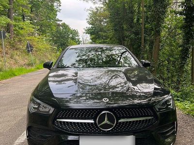 Gebraucht Mercedes CLA200 AMG line 163 PS (119 kW) 2022 Schwarz Coupé