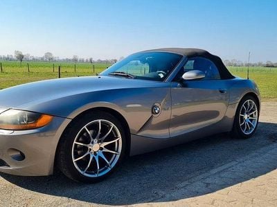 Gebraucht BMW Z4 Sport Line 192 PS (141 kW) 2004 Grau Cabrio