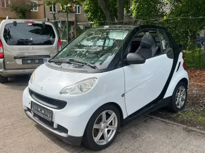 Używany Smart ForTwo Cabrio Passion 71 KM (52 kW) 2009 Biały Kabriolet