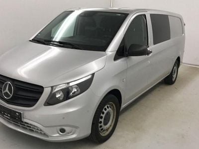 Second-hand Mercedes Vito 163 CP (119 kW) 2021 Argintiu Van