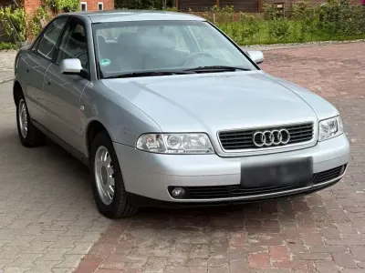 Gebraucht Audi A4 Basis 2000 Silber Limousine