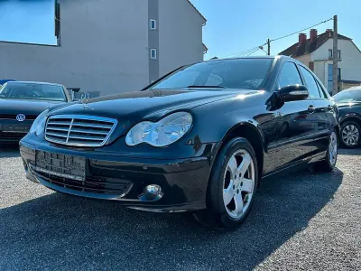 Gebraucht Mercedes C180 143 PS (105 kW) 2007 Schwarz Limousine