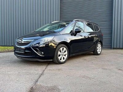 Schwarz Gebraucht 2014 Opel Zafira Tourer Style Van / Kleinbus | 12.990 €