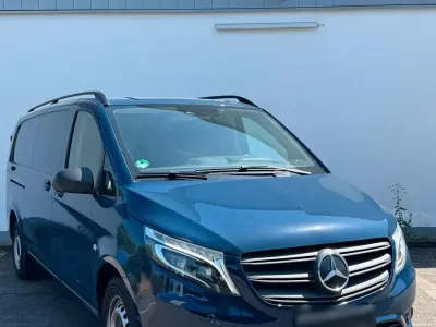 Gebraucht Mercedes Vito 163 PS (119 kW) 2021 Blau Van