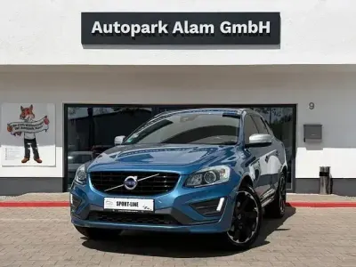 Gebraucht Volvo XC60 Business Edition 150 PS (110 kW) 2017 Blau SUV