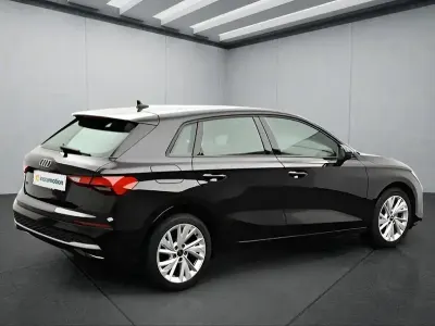 Gebraucht Audi A3 116 PS (85 kW) 2025 Schwarz Limousine