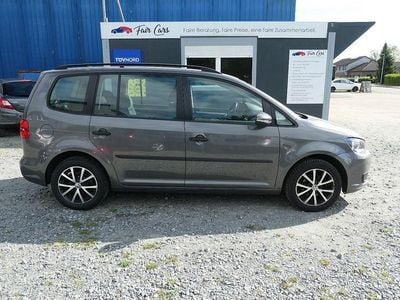 Gebraucht VW Touran S 105 PS (77 kW) 2015 Grau Van / Kleinbus