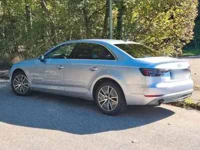 Gebraucht Audi A4 Sport 190 PS (139 kW) 2017 Silber Limousine