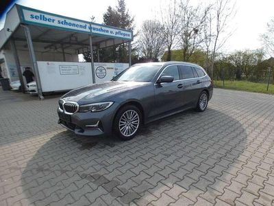 Usata BMW 318 Luxury Line 150 CV (110 kW) 2022 Grigio Station wagon