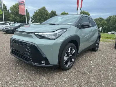 Neu Toyota Aygo X 116 PS (85 kW) 2026 Grau SUV