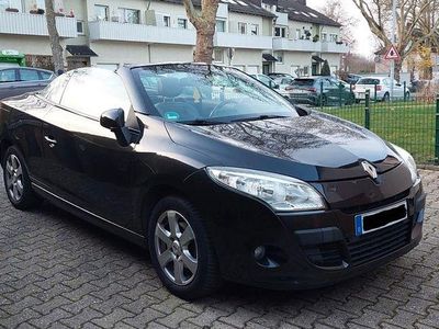 Schwarz Gebraucht 2010 Renault Mégane Cabriolet Luxe Cabrio | 6.590 € (Etwas zu teuer)