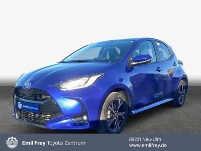 Neu Toyota Yaris Comfort 116 PS (85 kW) 2025 Juniper blue metallic Kleinwagen