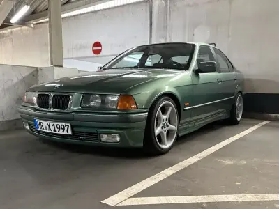 Gebraucht BMW 318 Performance 116 PS (85 kW) 1997 Grün Limousine
