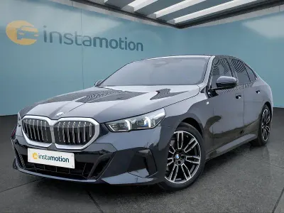 Gebraucht BMW 520 197 PS (144 kW) 2024 Schwarz Limousine