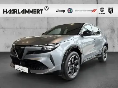 Nouvelle Alfa Romeo Junior Sprint 114 kW (156 ch) 2026 Gris SUV